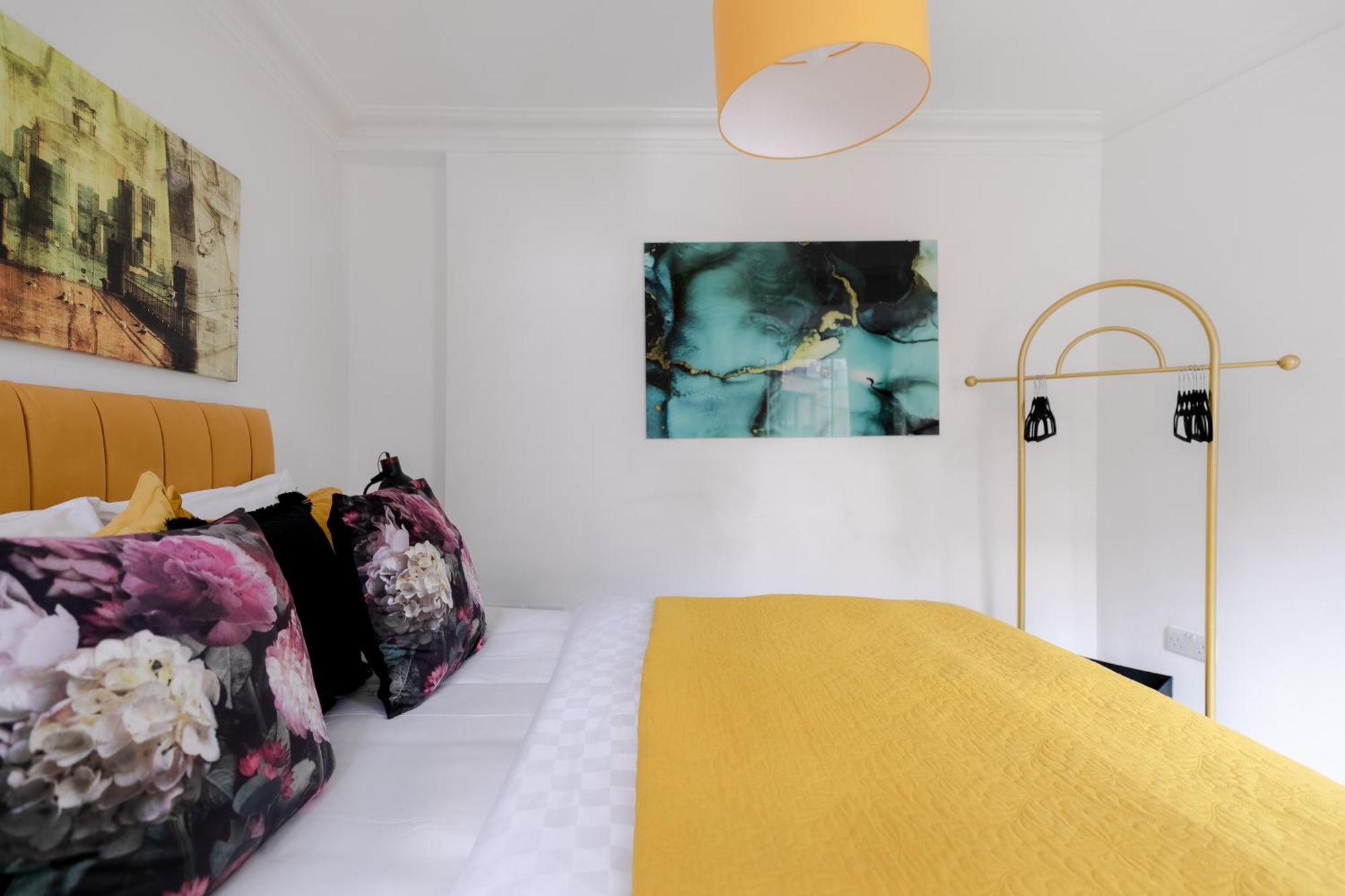 Appartement Rare Find Off Oxford St! Soho 5Bed Design House For Xxl Groups à Londres Extérieur photo